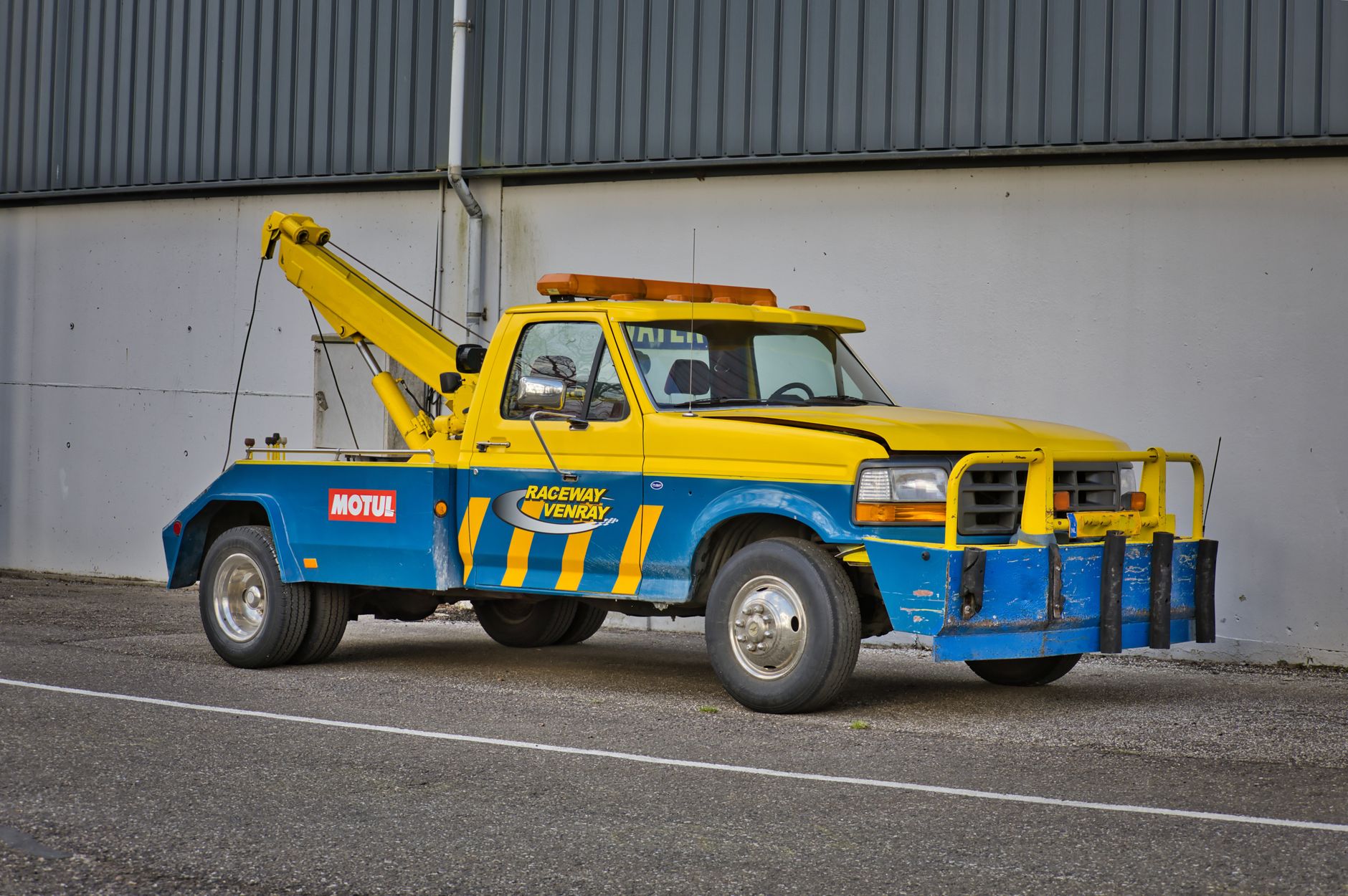 Remorquage voiture équipe à Fleury-les-Aubrais